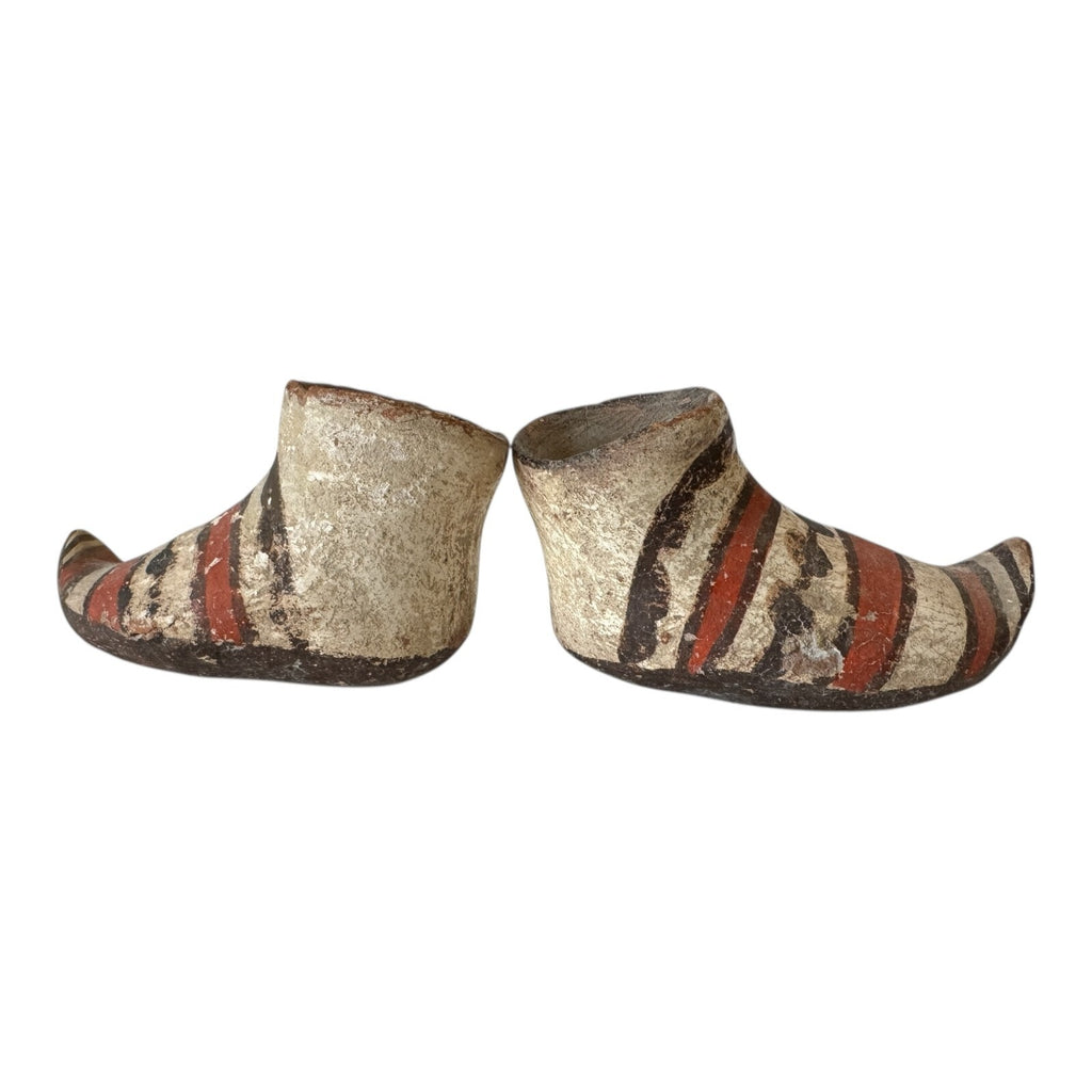 Antique Native American Zuni Tourist Pottery Moccasins or Shoes