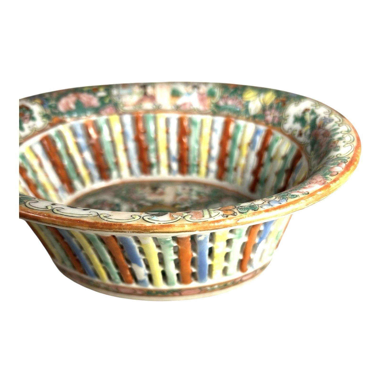 Antique Rose Medallion Chinese Reticulated Chestnut Bowl