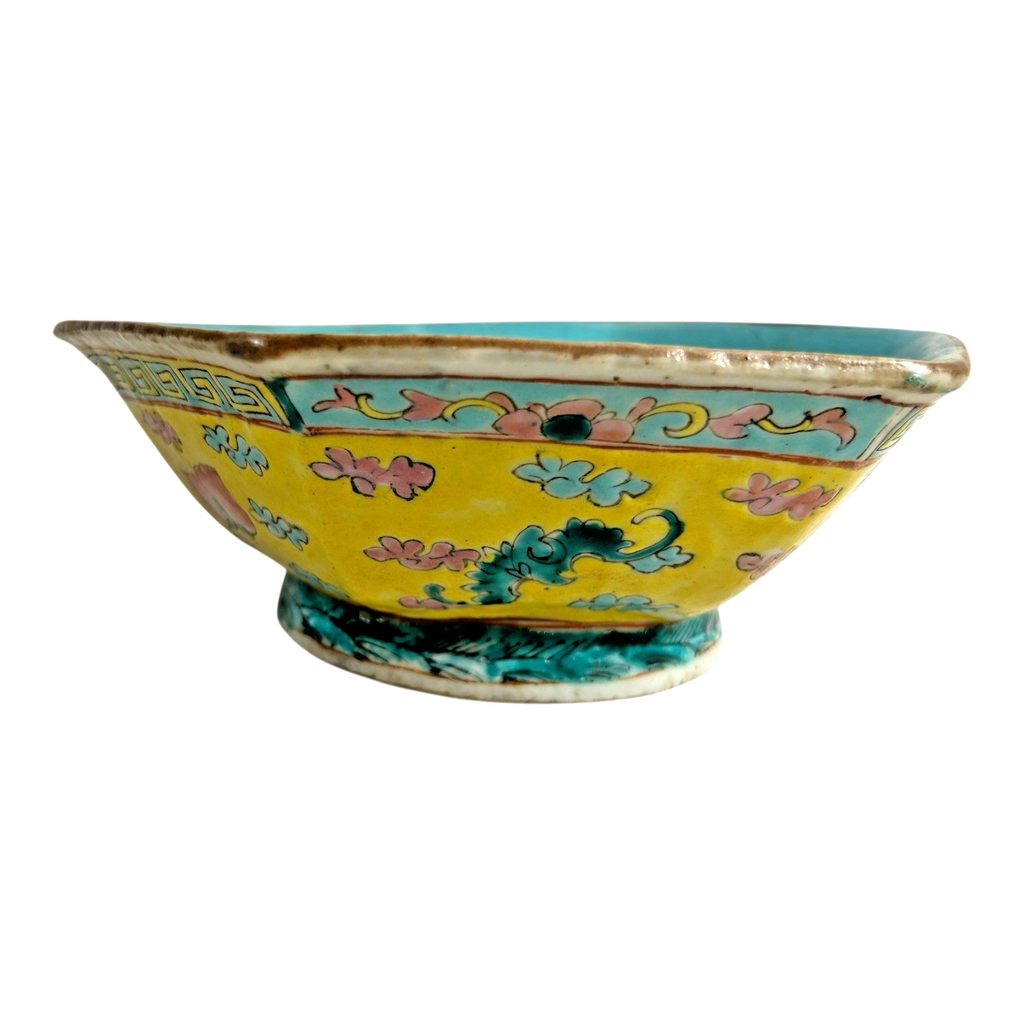 Antique Chinese Export Famille Rose Yellow Footed Bowl, Qing Dynasty