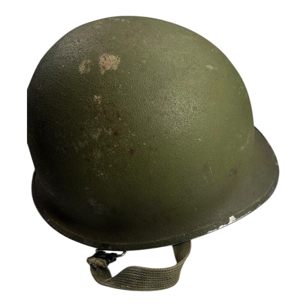 Vintage Front Seam Airborne Special Forces Vietnam M-1 Helmet