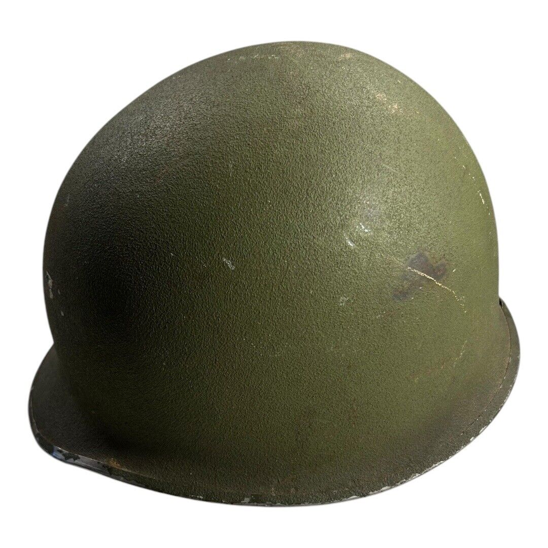 Vintage Front Seam Airborne Special Forces Vietnam M-1 Helmet