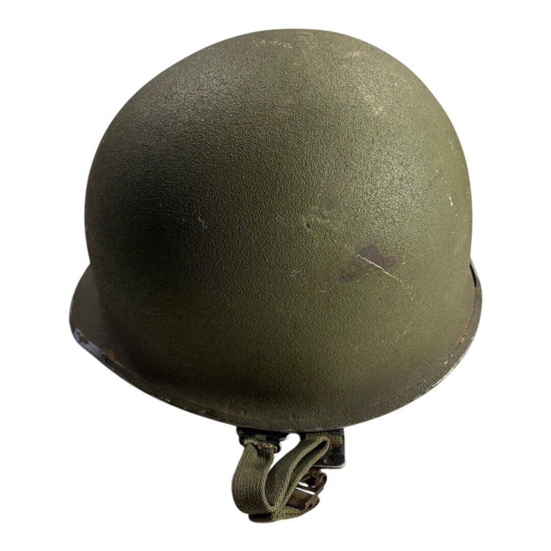 Vintage Front Seam Airborne Special Forces Vietnam M-1 Helmet