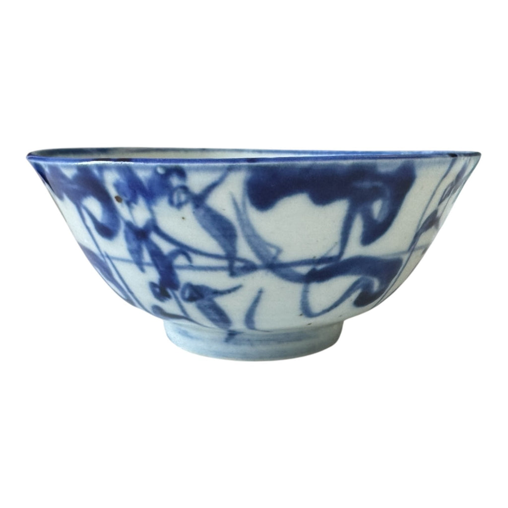 Antique 1800s Asian Chinese Blue and White Porcelain Rice Bowl