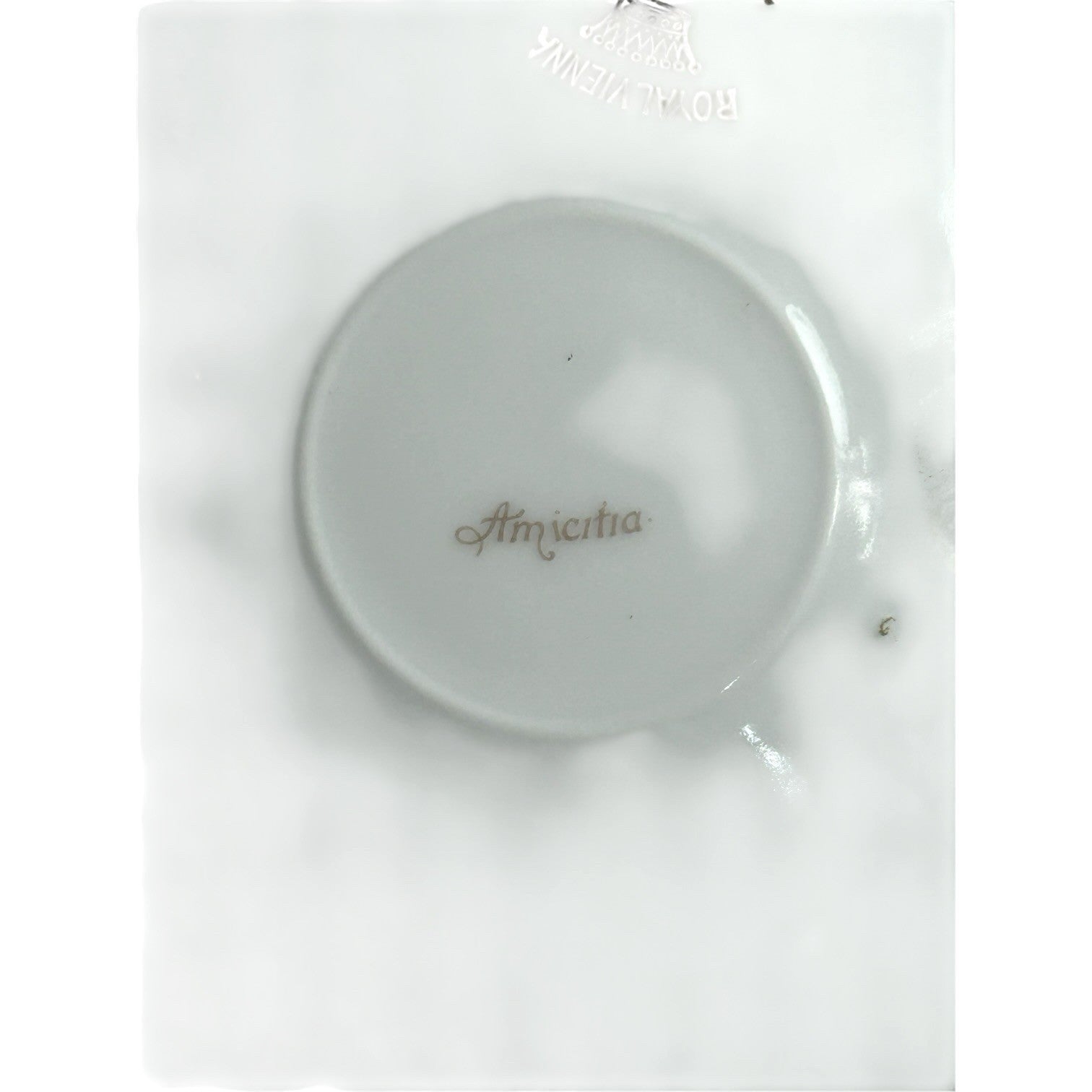 Antique Royal Vienna Amicitia Portrait Plate Beehive Mark