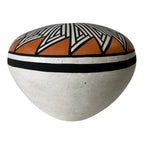 Vintage Native American Acoma Pueblo Pottery Seed Jar Vase – Signed M.P.