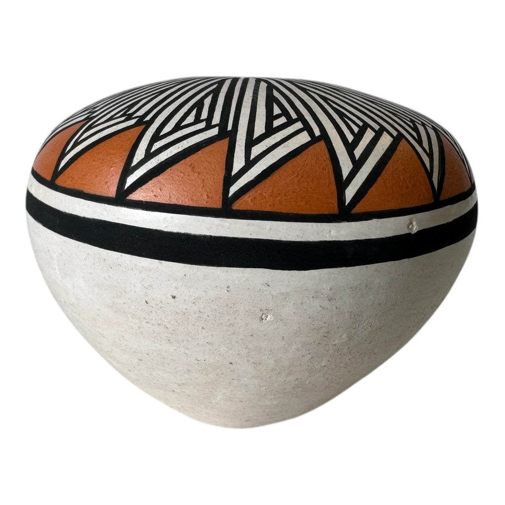 Vintage Native American Acoma Pueblo Pottery Seed Jar Vase – Signed M.P.