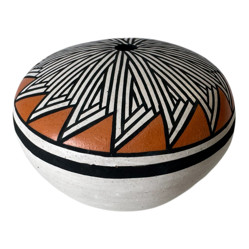 Vintage Native American Acoma Pueblo Pottery Seed Jar Vase – Signed M.P.