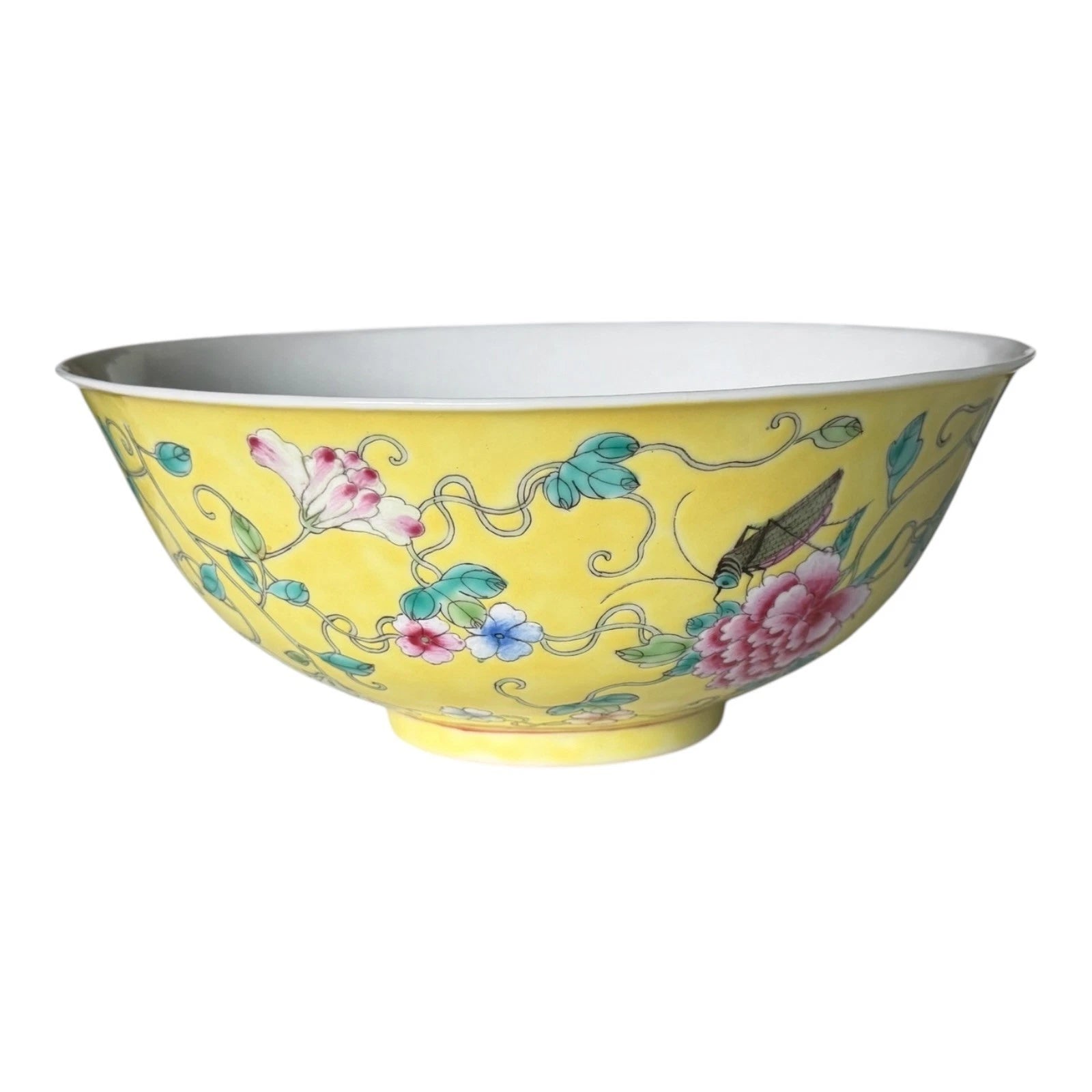 Antique Chinese Qing Dynasty Famille Jaune Bowl - Flower Sprigs Insects Pattern