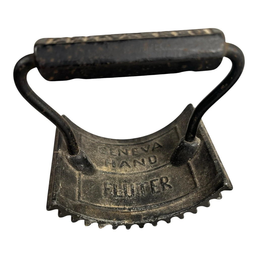 Antique Cast Iron Geneva Hand Fluter Geneva ILL 1866