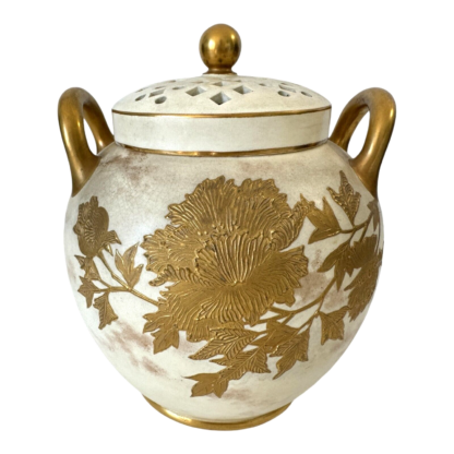 Antique Wedgwood Ivory Glazed Gold Gilt Lidded Potpourri Jar - Image 6