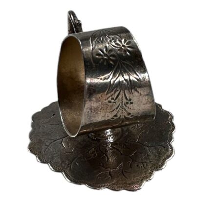 Antique Figural Napkin Ring Silver Silverplate - Floral Design with Leaf Base - Image 6