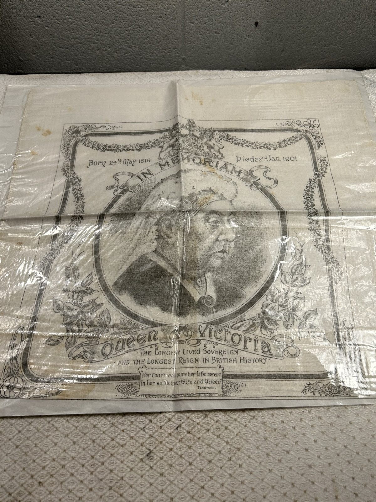 Antique Queen Victoria Commemorative Linen 1901 - Image 3