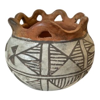 Antique Native American Zuni Pottery Olla with Scalloped Decorative Rim