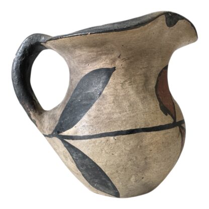 Vintage Native American Santo Domingo Pottery Pitcher – Southwest Design - Image 10