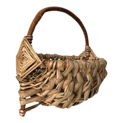 Vintage Handwoven Basket from Martha Stewart’s Turkey Hill Kitchen - Image 6