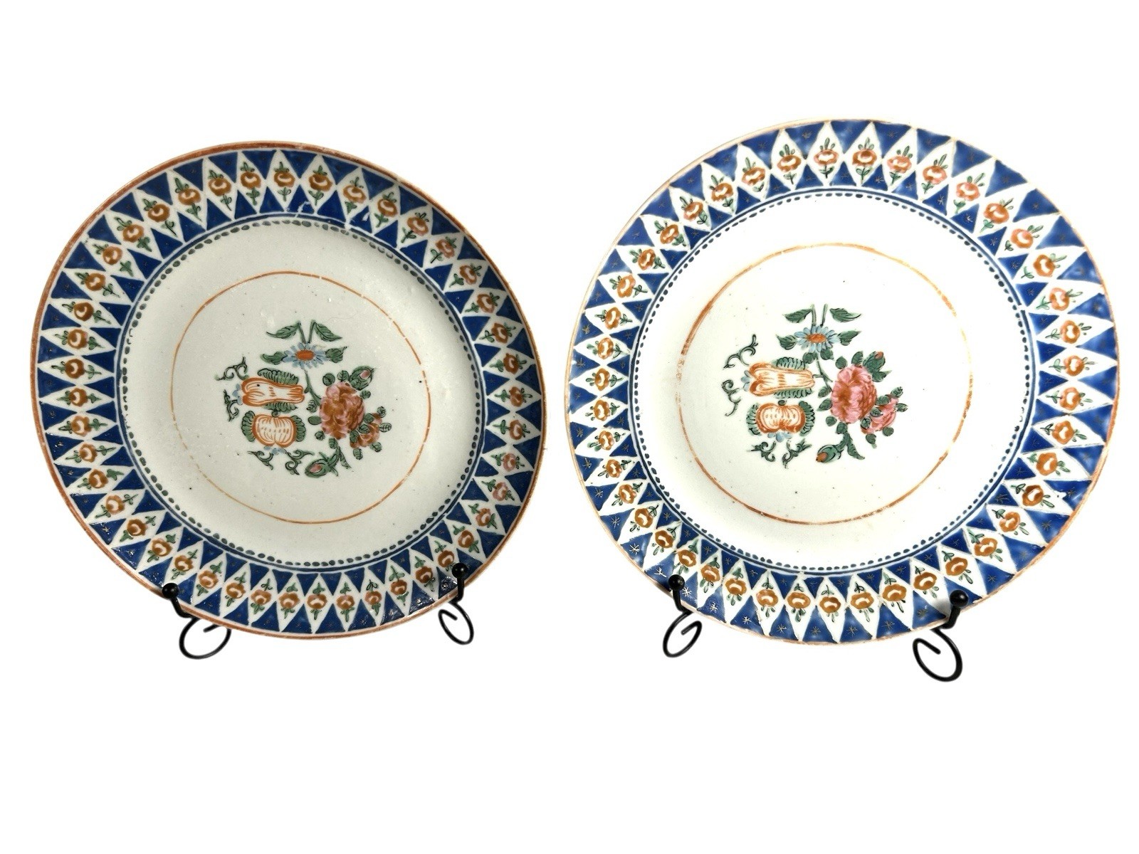 Antique Set of Two Chinese Export Famille Rose Peony Plates